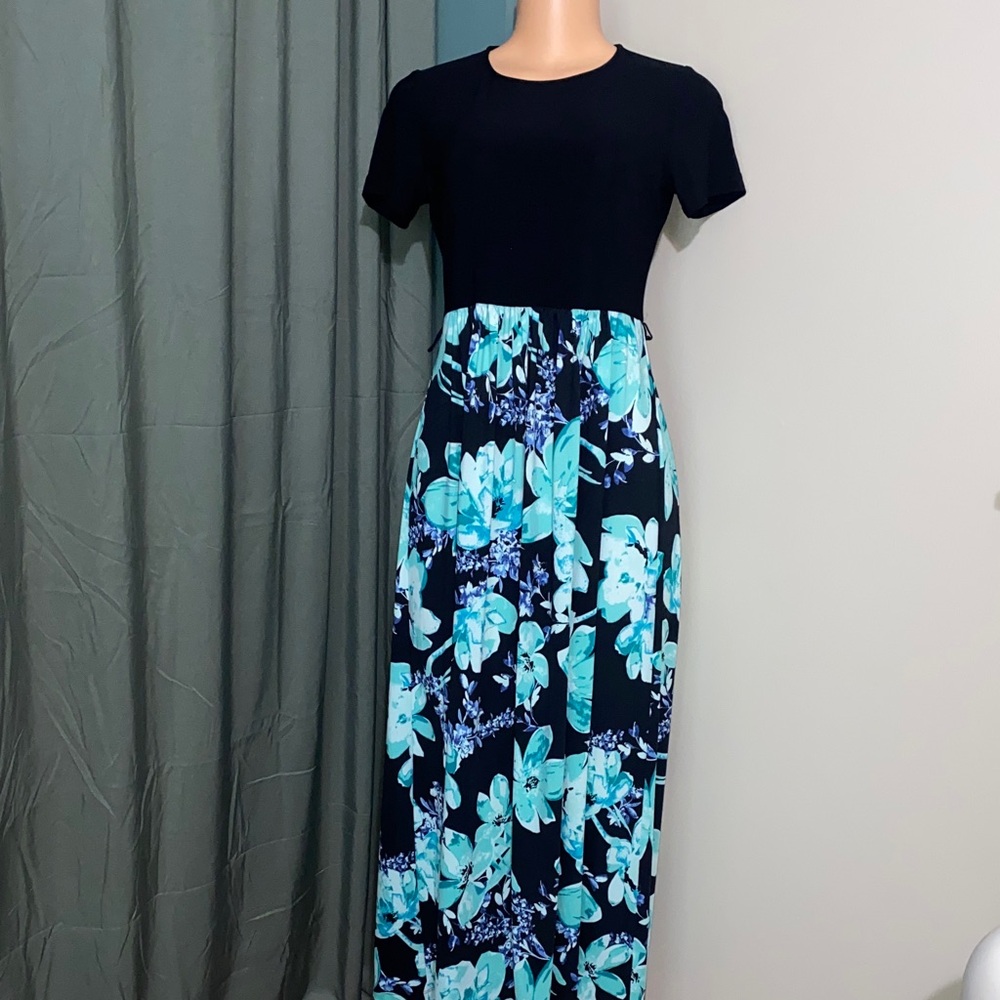Chic Black and Blue Floral Maxi Dress - Picture 1 of 5